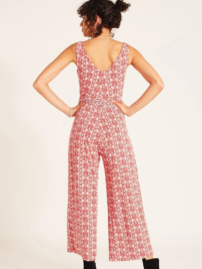 V-Neck Vintage Jumpsuit – Timeless & Stylish
