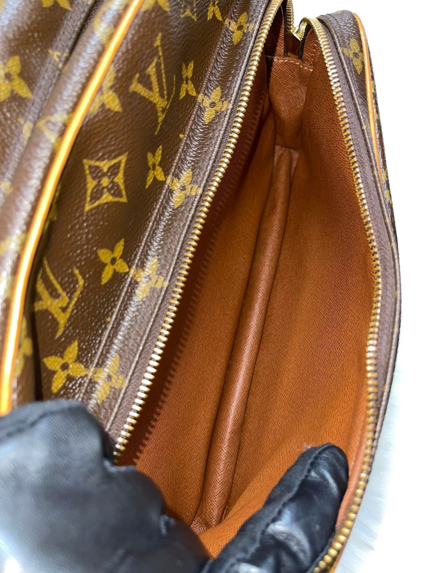 NILE CROSSBODY SHOULDER BAG PURSE MONOGRAM