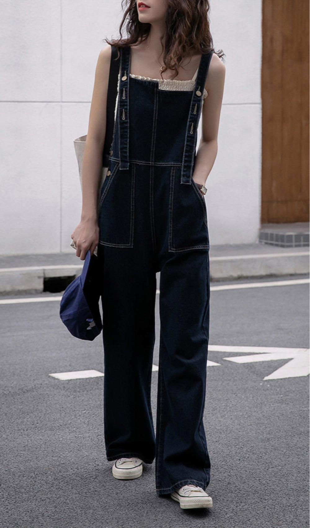 Retro Denim Overalls – Classic Style & Comfortable Fit
