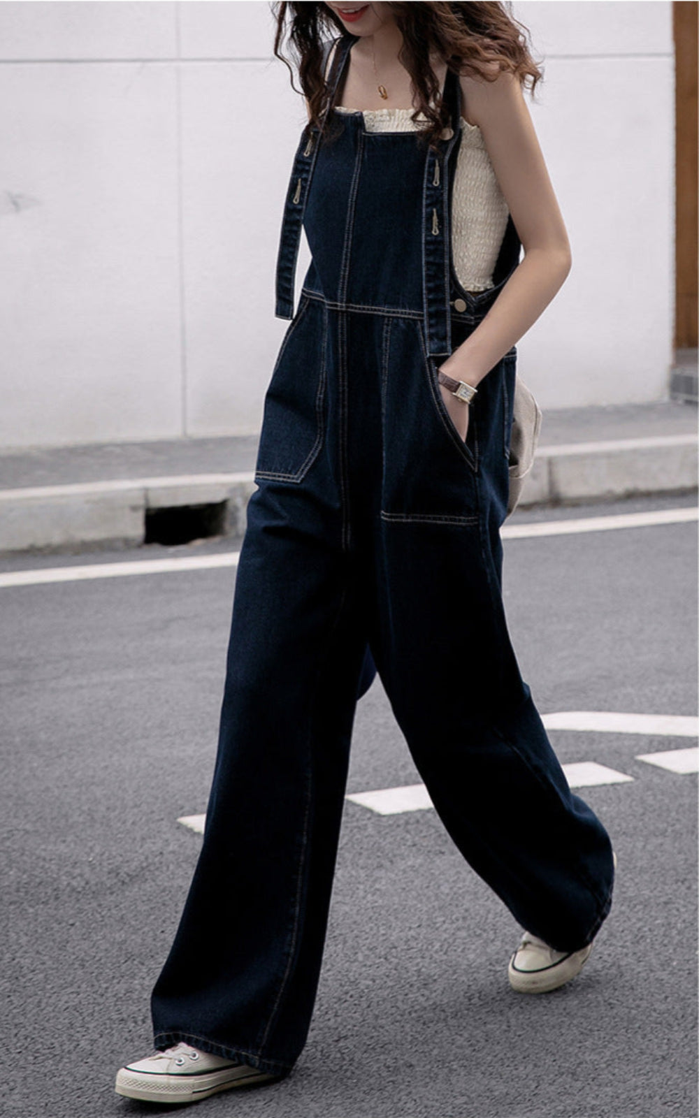 Retro Denim Overalls – Classic Style & Comfortable Fit