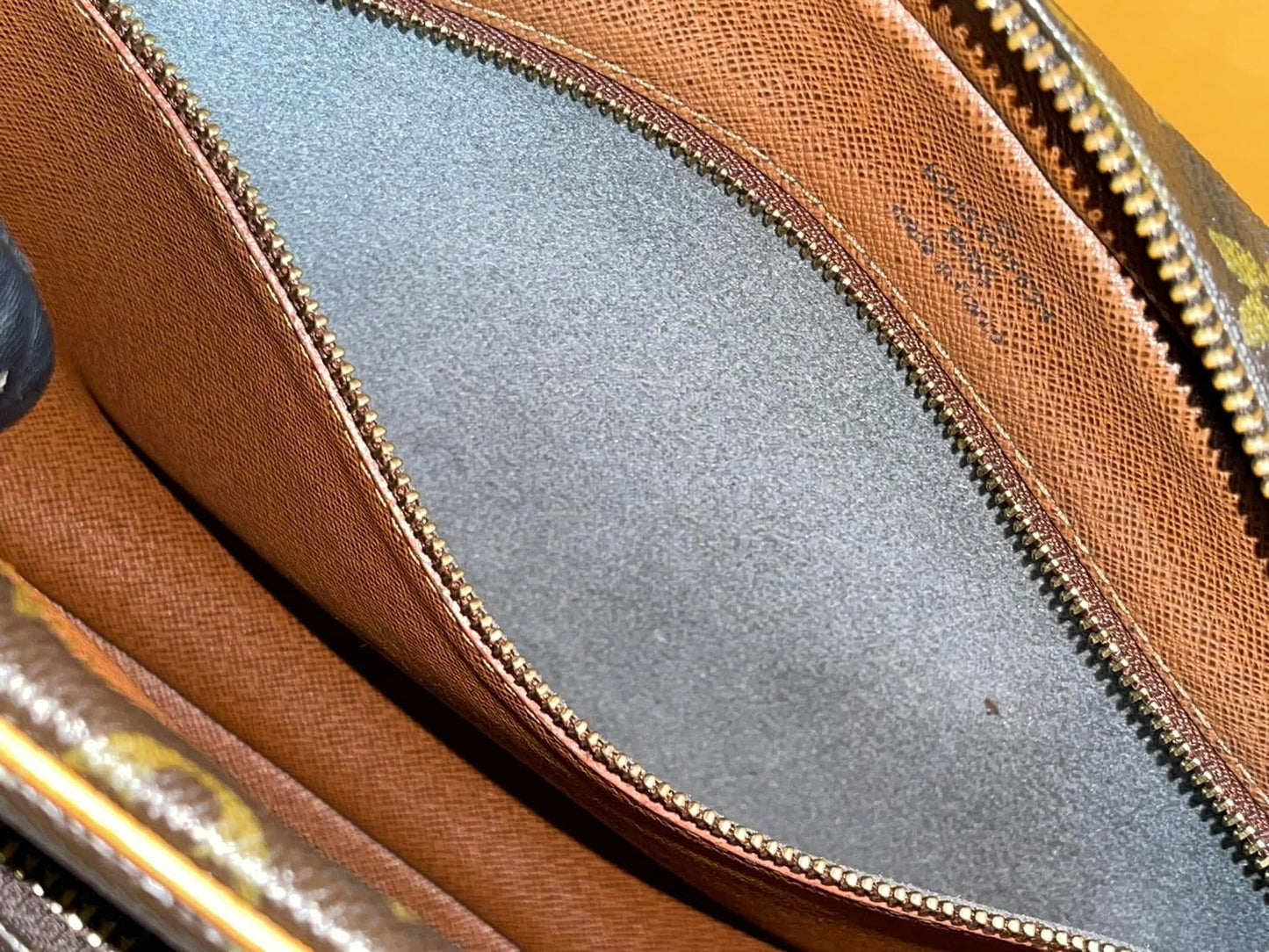 NILE CROSSBODY SHOULDER BAG PURSE MONOGRAM