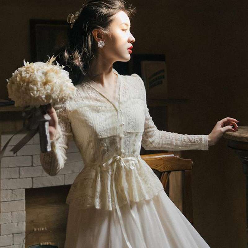 Women's Vintage Lace Court Shirt Mesh Skirt Two Piece Set