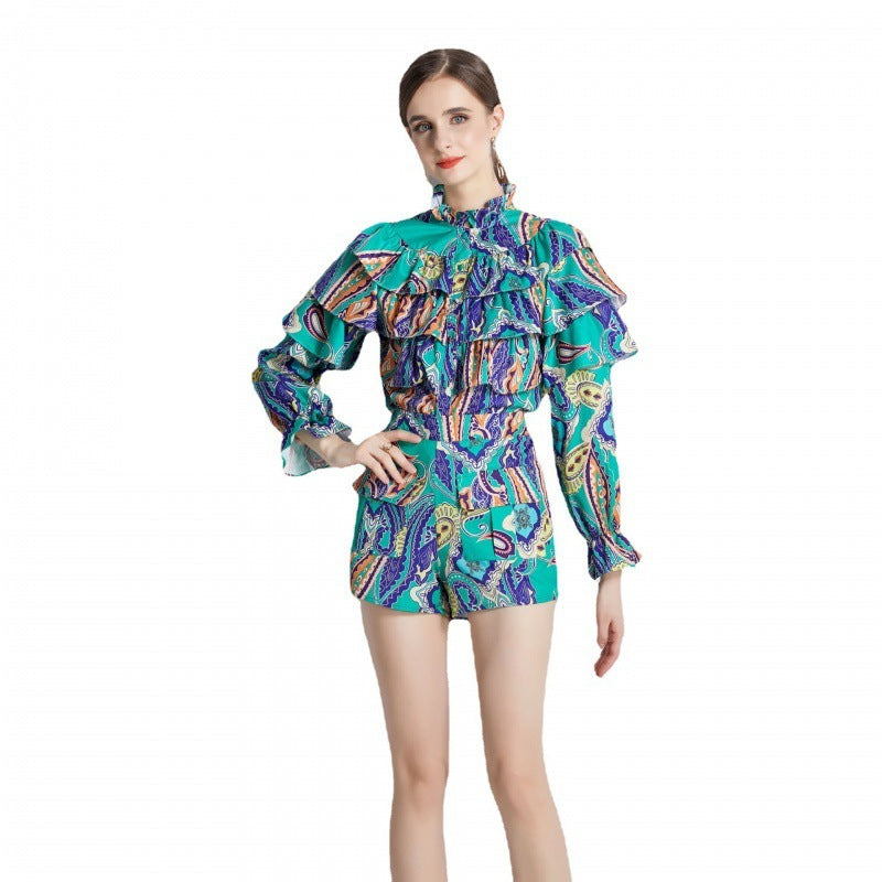 Women's Vintage Fashion Print – Elegant & Timeless Outfit