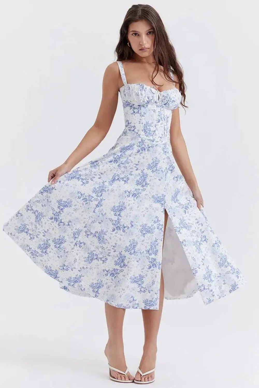 Elegant vintage pleated dress offering a timeless, sophisticated look.