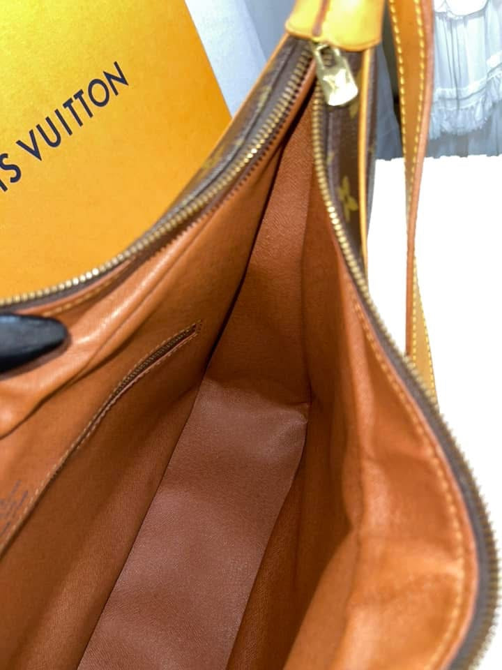 BOULOGNE 35 Shoulder Monogram Bag