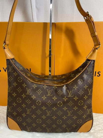 BOULOGNE 35 Shoulder Monogram Bag