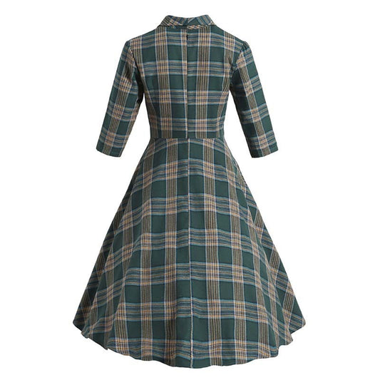 Retro Swing Dress – Vintage Style & Timeless Elegance