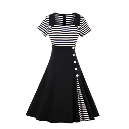 Striped Retro Dress – Vintage Style & Timeless Elegance