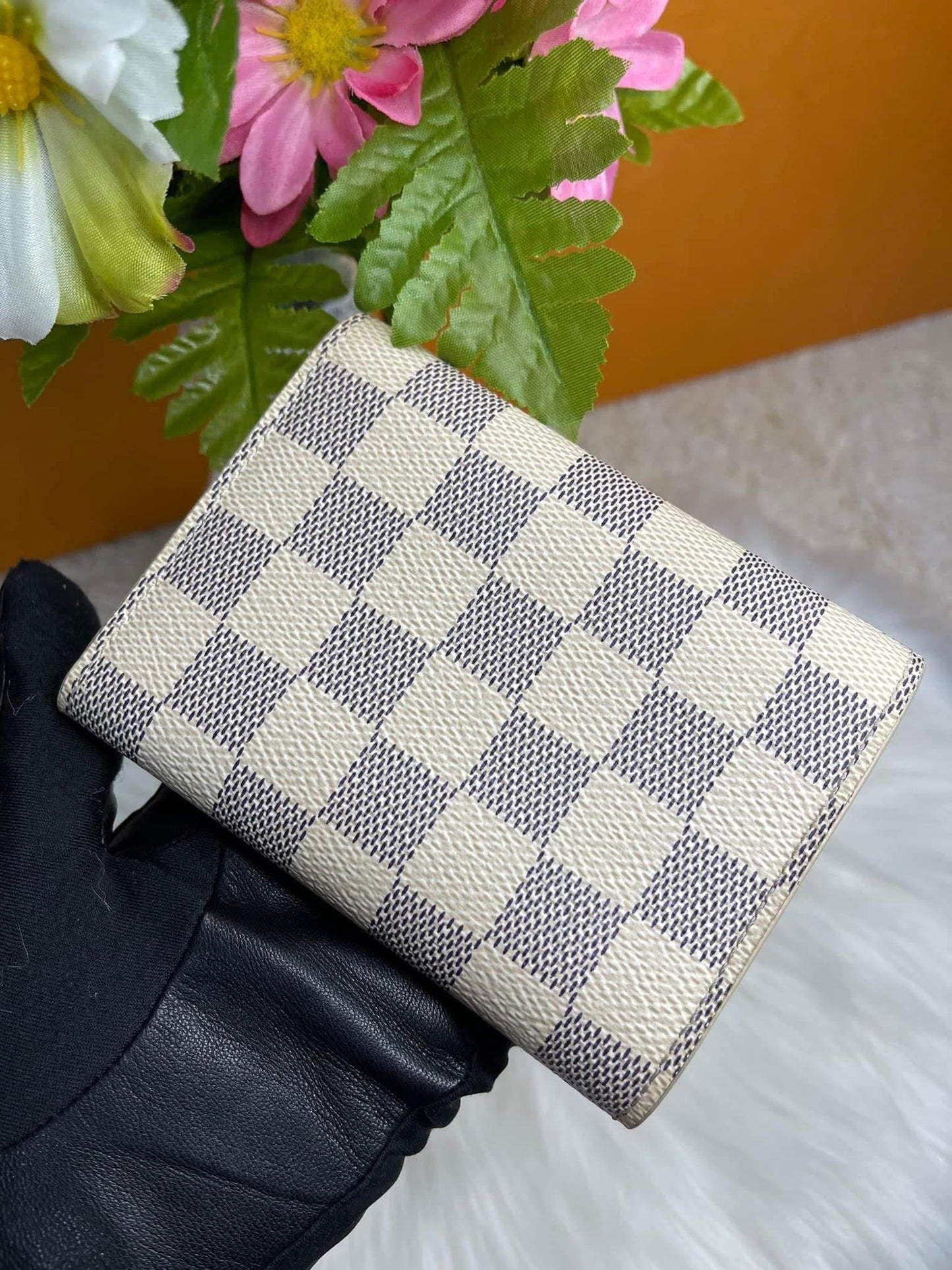 Damier Azur Portefeuille Victorine Trifold Wallet