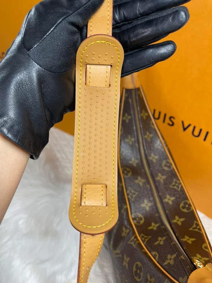 BOULOGNE 35 Shoulder Monogram Bag