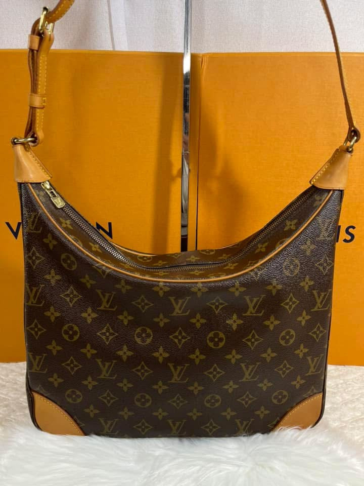 BOULOGNE 35 Shoulder Monogram Bag