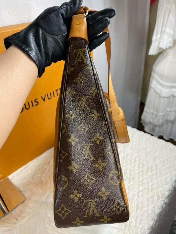 BOULOGNE 35 Shoulder Monogram Bag