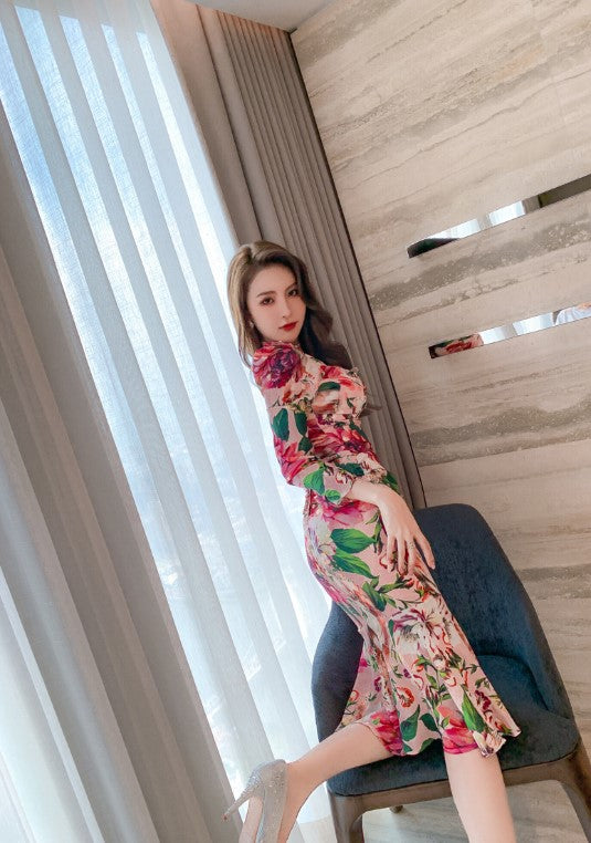 Spring 2024 Women's Retro Mid-Length Printed Casual Dress