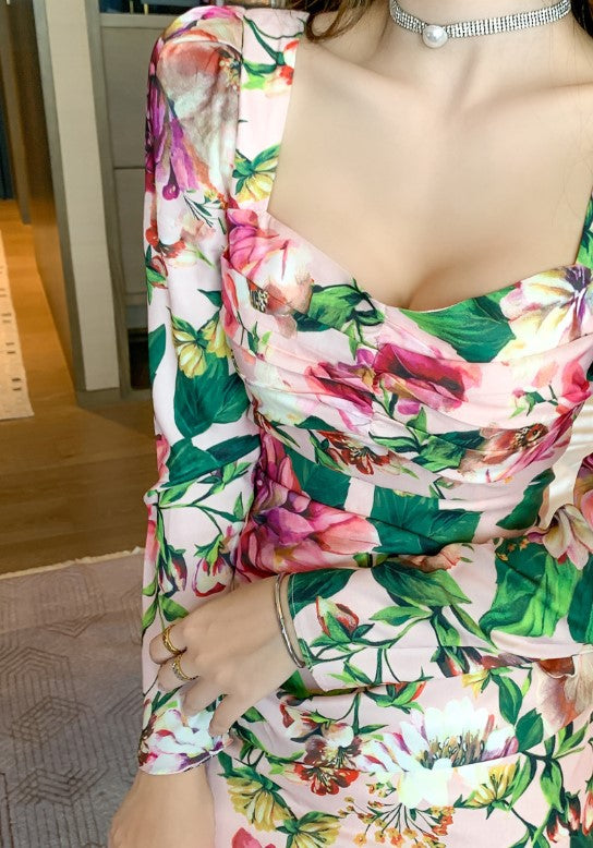 Spring 2024 Women's Retro Mid-Length Printed Casual Dress